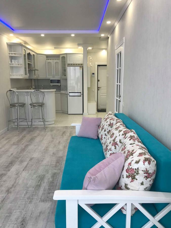 Luxe Apartment On Drahomanova 基輔 外观 照片