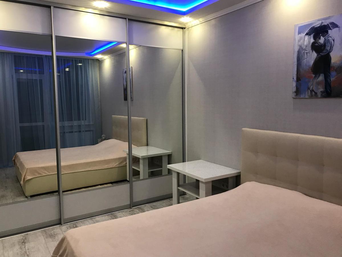 Luxe Apartment On Drahomanova 基輔 外观 照片