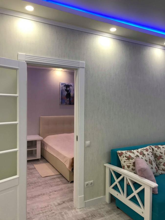 Luxe Apartment On Drahomanova 基輔 外观 照片